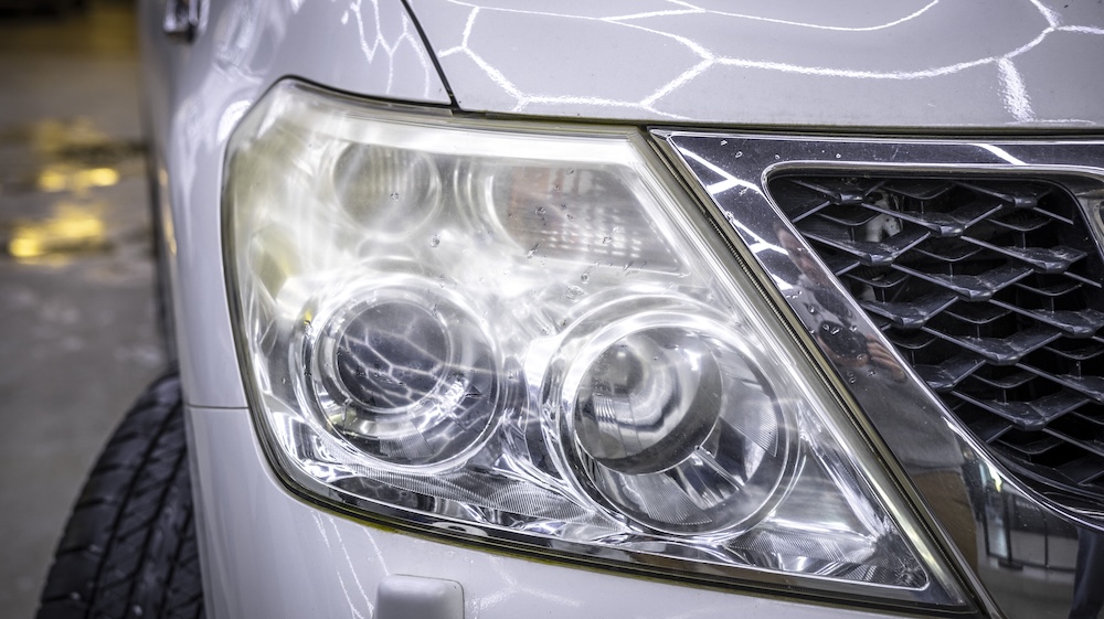 стекола фар Nissan