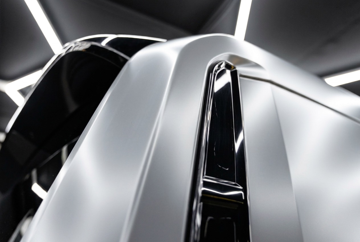 Преобразившийся iCar V27 после нанесения сатинового полиуретана