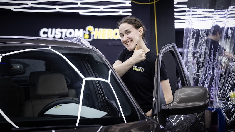 Профессиональный ремонт стекол BMW X1 в Москве