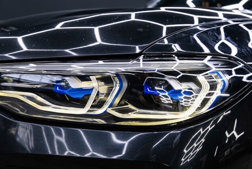 Защищённая оптика BMW X7 после оклейки