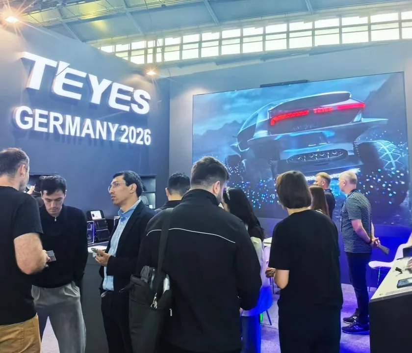 Посетители стенда TEYES Germany 2026